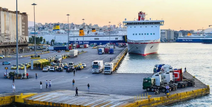 الموانئ وسلطات الموانئ في اليونان بوابتك إلى البحر