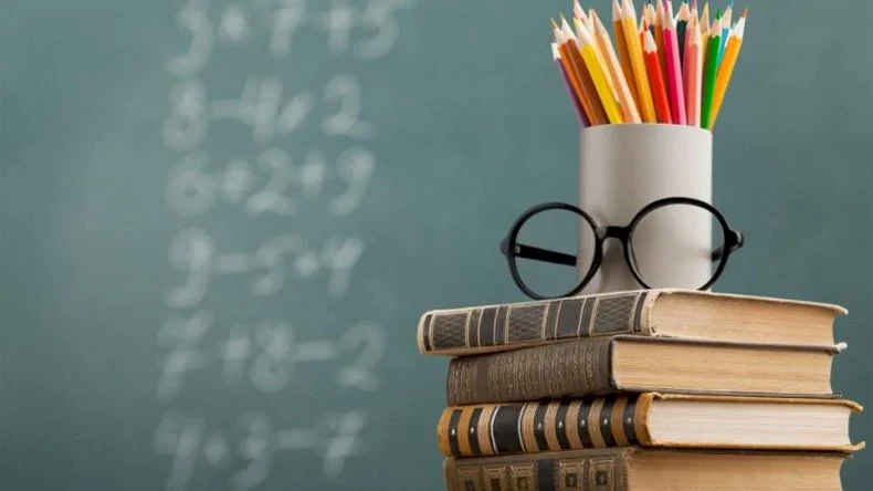 هذا مثال توضيحي لإعلان مقدم خدمات دروس خصوصية ودعم دراسي بأساليب حديثة لنجاح مضمون، وليس إعلانًا حقيقيًا.