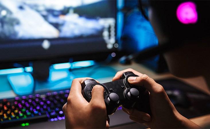 الألعاب الإلكترونية تهدد طفلك.. هذا البديل طوق نجاة للمخ