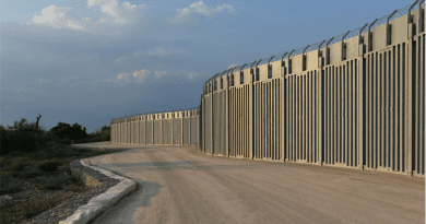 بولندا تعلن البدء في بناء جدار على حدود بيلاروس والاتحاد الاوروبي سيفرض قريبا عقوبات على مينسك