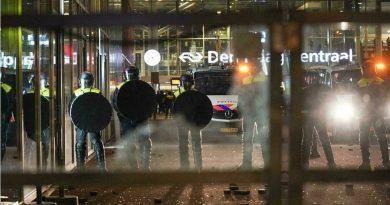 هولندا: اشتباكات بين الشرطة والمتظاهرين في لاهاي بعد وقت قصير من إعلان استئناف بعض عمليات الإغلاق