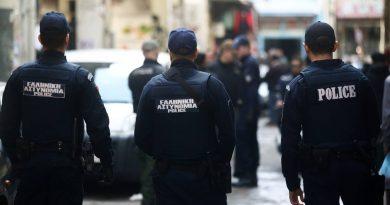 غرامات وأقفال شركات في ثيسالونيكي بسبب خرق إجراءات مكافحة فيروس كورونا