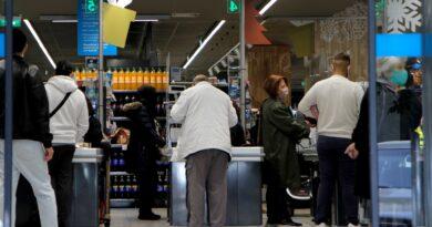 اليونان.. مواعيد عمل المحالات التجارية خلال أعياد الميلاد