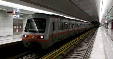 محطة مترو سينتاجما