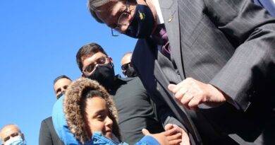 رئيس قبرص يتعهد بظروف 'أكثر إنسانية' في مخيم المهاجرين