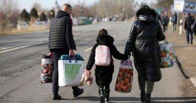 أوكرانيا: تم إجلاء 7331 شخصاً من المدن الأوكرانية اليوم عبر الممرات الإنسانية