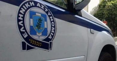 اعتقال خمسة أجانب في مطار سانتوريني بحوزتهم وثائق سفر مزورة