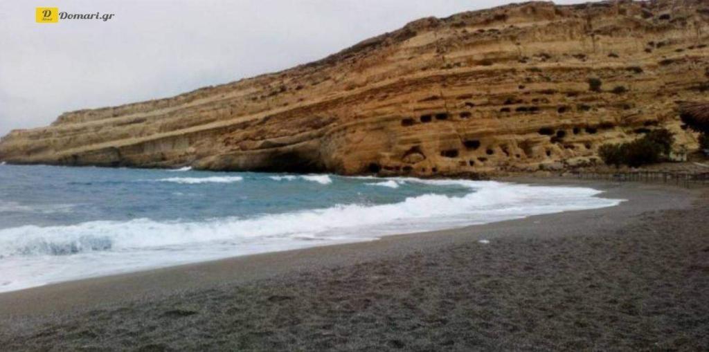العثور على جثة سائح أجنبي في كهوف ماتالا في جزيرة كريت