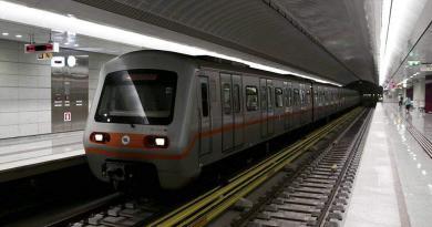 توقف عن العمل لمدة ثلاث ساعات في مترو أثينا والترام الثلاثاء