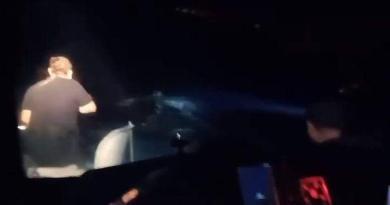 بالفيديو: مطاردة قارب ينقل مهاجرين قبالة جزيرة رودس