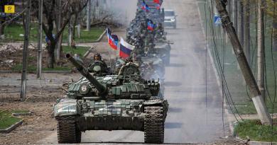 حشد روسي ومناورات أطلسية.. تحذيرات من صدام عسكري مباشر