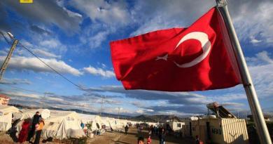تركيا تجبر مئات اللاجئين على العودة إلى سوريا