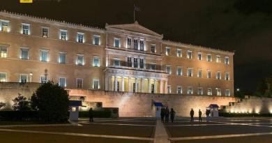 خطة الحكومة اليونانية لتخفيض استهلاك الكهرباء فى المبانى الحكومية