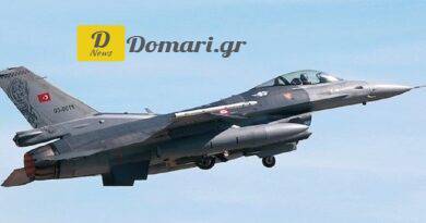 طائرات مقاتلة تركية تحلق فوق كاستيلوريزو