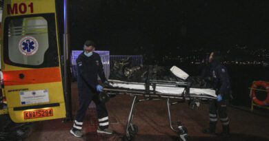 كارثة بحرية: غرق سفينة شحن قرب جزيرة ليسفوس وفقدان 12 فردًا من الطاقم