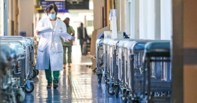 مأساة الصدمة الحساسية: مراهقة تفارق الحياة دماغيًا خلال رحلة مدرسية