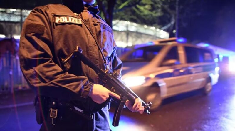 الشرطة تفكك عصابة اجرامية وتصادر الاف الوثايق المزورة بالتعاون مع يوروبول