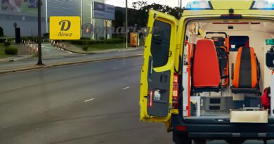 إصابة جدة وأم وثلاثة أطفال في حادث سير في بيرايوس وسط أثينا بينهم طفل في حالة خطيرة