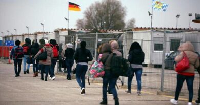 هل تستمر ألمانيا وجهة للاجئين أم أن التحولات في سياسة الهجرة الألمانية ستحد من ذلك؟
