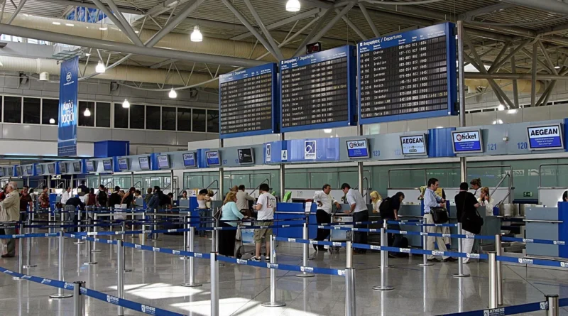 اعتقال سويدي في مطار أثينا بناء على مذكرة اعتقال أوروبية