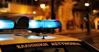 سائحة فرنسية تتهم نادلا باغتصابها في جزيرة كريت تحقيقات جارية