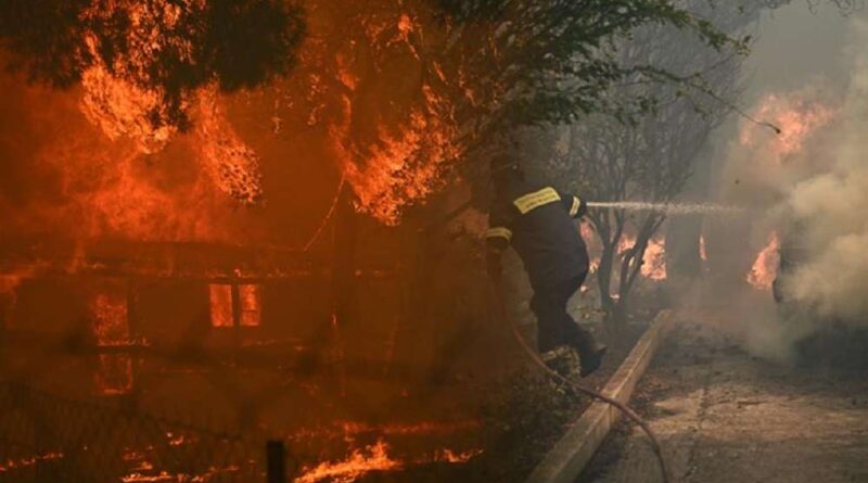 حريق أتيكا تصنيف 146 منزلا غير صالح للاستخدام بعد الحرائق