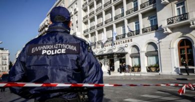 شوارع مغلقة في وسط أثينا احتفالا باليوم العالمي بدون سيارات