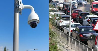 بدء العمل بنظام الكاميرات الذكية لرصد المخالفات المرورية في أثينا بحلول صيف 2025