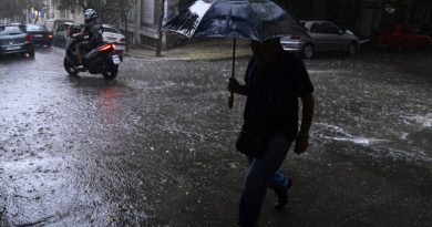 موجة أمطار وانخفاض درجات الحرارة تضرب اليونان الأسبوع المقبل