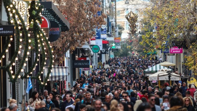 بدء ساعات العمل الاحتفالية لفترة عيد الميلاد في أثينا اعتبارا من الخميس 12 ديسمبر