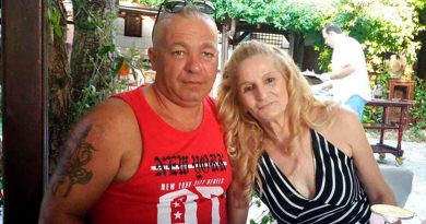 رجل يقـــ ــتل زوجته ويصيب ابنه مأساة في أنجيلوخوري بسالونيك