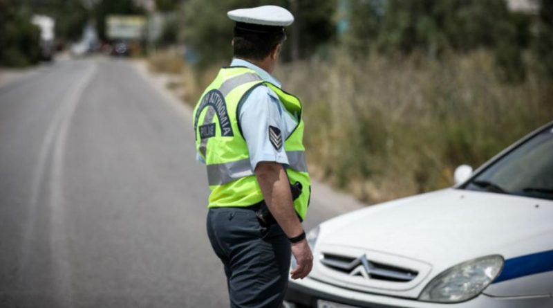 عمليات تفتيش مرورية مكثفة في جزيرة كريت تسجيل أكثر من 2400 مخالفة خلال أسبوع