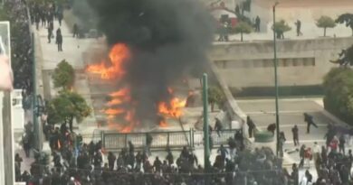 توترات في سينتاجما خلال احتجاجات ضحايا حادث تيمبي