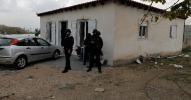 اليونان تفكيك شبكة إجرامية قاصرة روعت أحياء أثينا