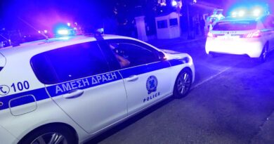 محاولة هروب فاشلة القبض على سائق مخمور دهس ضابط شرطة في أثينا