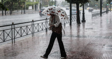 أجواء غير مستقرة في اليونان غدا أمطار غزيرة وعواصف وثلوج في بعض المناطق