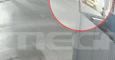 بالفيديو حادث مروع في بيريستيري يودي بحياة سائق تاكسي وإصابة ثلاثة آخرين