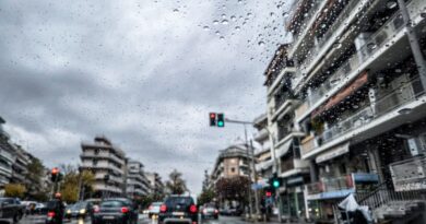 سوء الأحوال الجوية يجتاح اليونان: أمطار غزيرة تضرب معظم المناطق