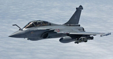 تاناغرا: اعتقال أربعة آسيويين بتهمة تصوير طائرات رافال العسكرية