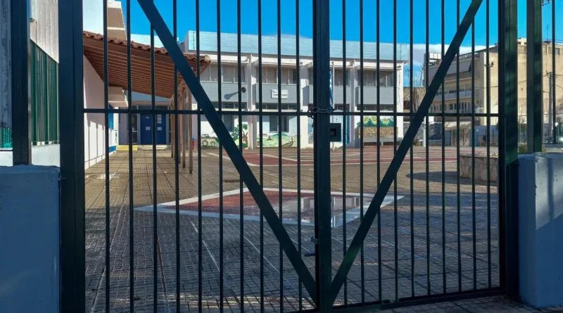 متى تغلق المدارس في اليونان في عيد الفصح 2026؟ المواعيد الرسمية الكاملة وموعد العودة