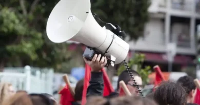 Nationwide Strike Paralyzes Athens: Public Transport and Hospitals Halted