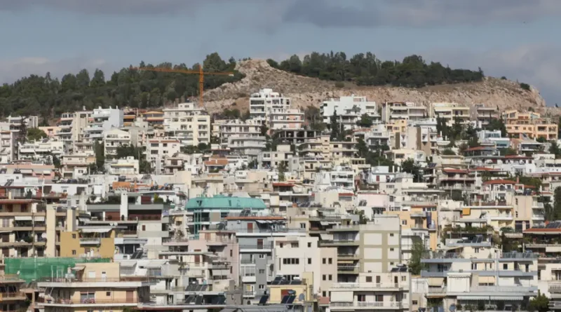 Greece plans a tenant reliability certificate to protect landlords